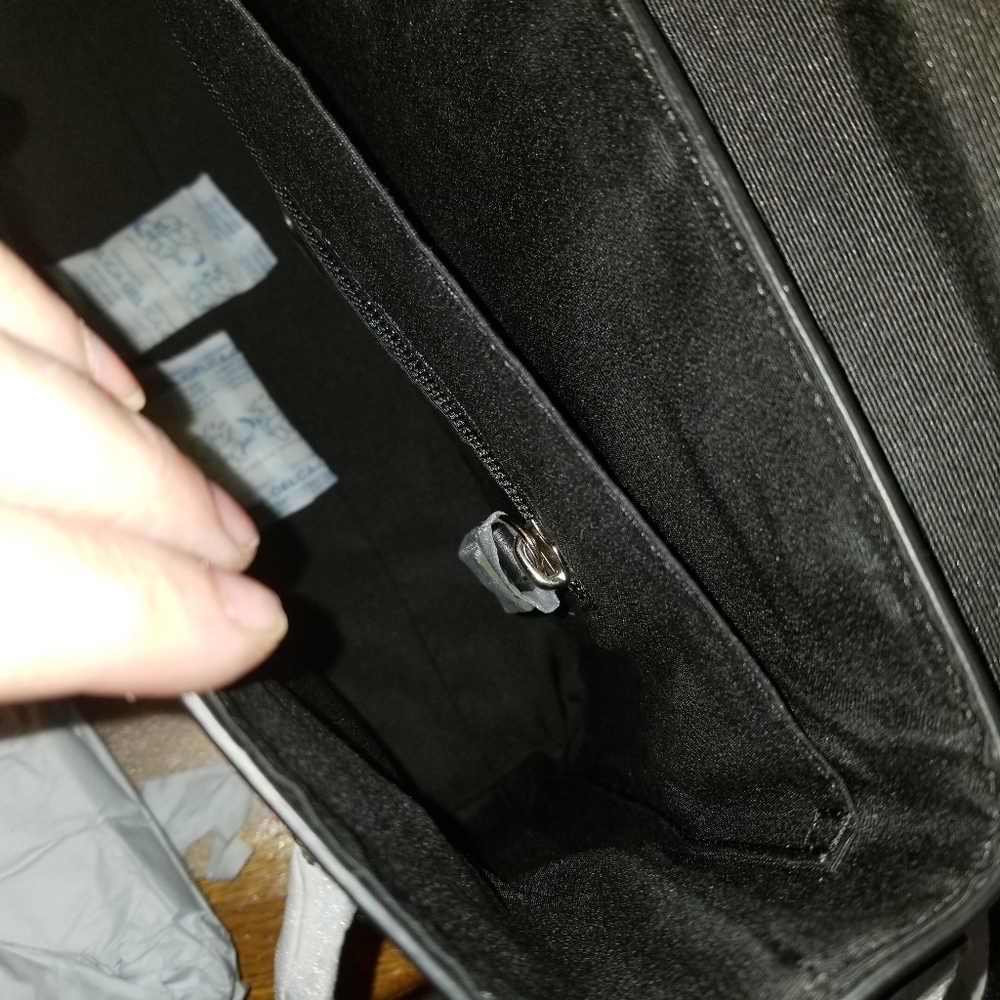 COACH CHARLES MESSENGER BAG - Picture 12 of 13